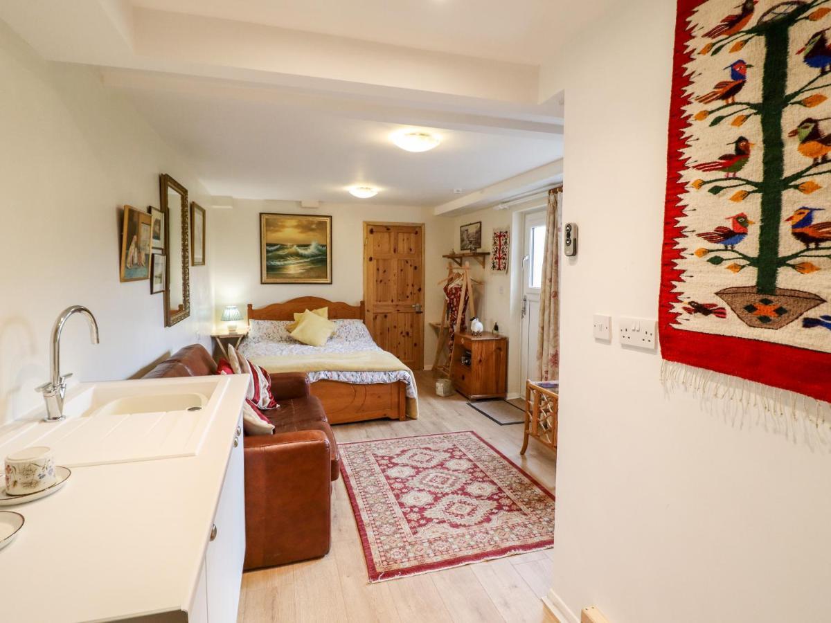Вилла Westoe Hideaway Лланголлен Экстерьер фото